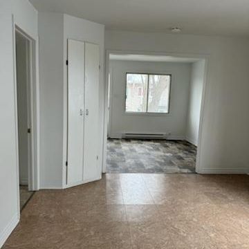 Logement 5 et demi + stationnement à louer - Photo 4