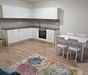 Prenájom | Moderný 2-izbový byt s balkónom, parkovaním a výťahom | ... - Fotografia 4