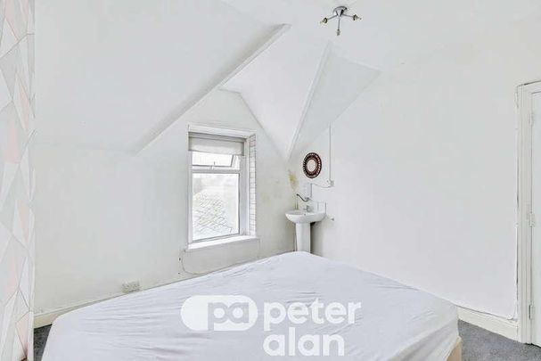 Albany Road, Cardiff, CF24 - Photo 1