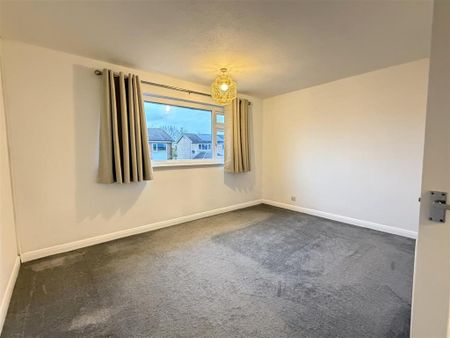 2 bedroom semi-detached house to rent - Photo 4