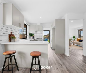 Fully Renovated Home in Prime Location! - Photo 2