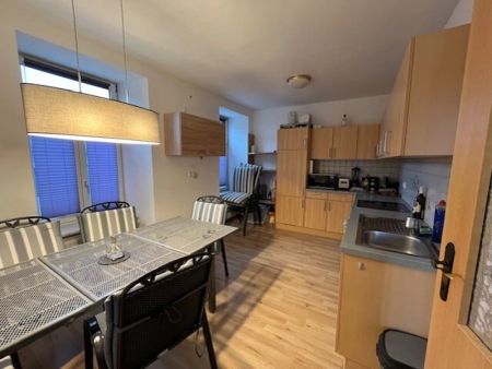 82 m² helle 3 Zimmerwohnung mit einen großen Garten und Garage - Photo 5