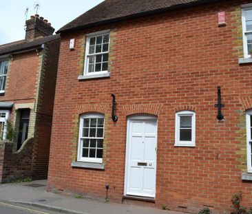 3 bedroom end of terrace house to rent - Photo 4