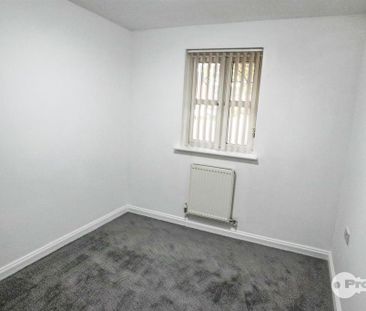 2 bedroom semi-detached bungalow to rent - Photo 4