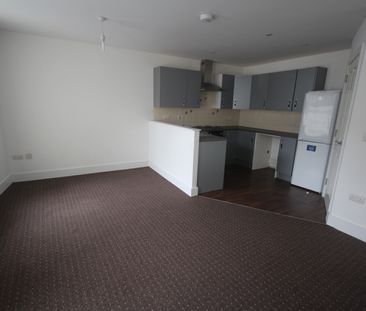 ****Available NOW*** PROPERTY OPTIONS are pleased to offer a first ... - Photo 4