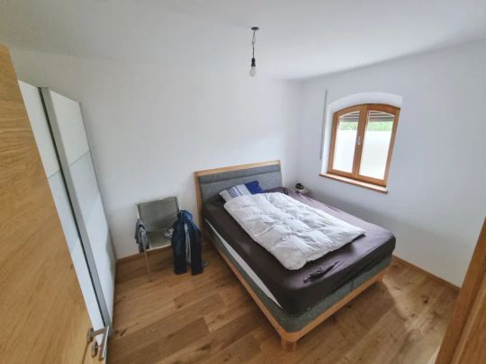 TOP ausgestattete 2 Zimmer EG Wohnung in idyllischer Lage mit Gartenanteil und Terrasse - Foto 1