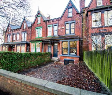 1 bedroom in a house share to rent - Photo 1