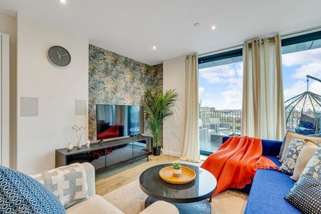 2 Bed Flat, Centric Close, NW1 - Photo 4