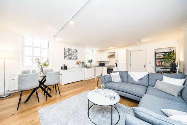 College Hill - Photo 1