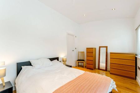 2 bedroom maisonette to rent - Photo 3