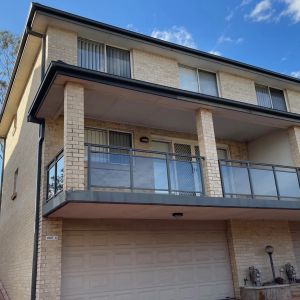 Renovated 3 Bedroom Townhouse with Scenic District Views - Photo 2