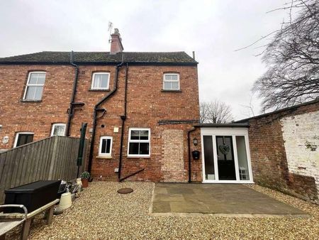 Hall Drive, Gosberton, Lincolnshire, PE11 - Photo 2