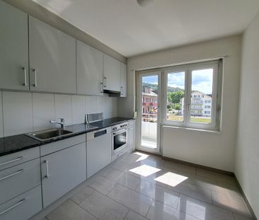 ZENTRALE WOHNUNG ZU VERMIETEN - ERSTE MONATSMIETE MIETZINSFREI - Foto 5