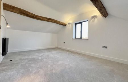 6 bedroom house to rent - Photo 2