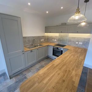 2 bedroom detached house to rent - Photo 2