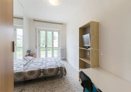 Via Gratosoglio, Milan, Lombardy 20142 - Photo 4