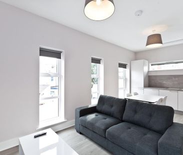 2 bedroom flat to rent - Photo 4