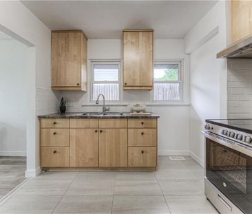 For Lease - 98 Harber Avenue, Kitchener, Ontario - Photo 2