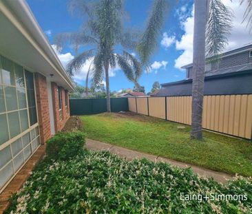 Family friendly three-bedroom home in prime location - Photo 3