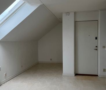 1:a Vindsvåning Väringsvägen 6A - Foto 3