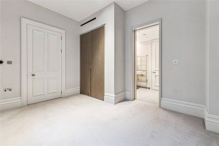 Kensington Court, London, W8 flat to rent - Photo 4