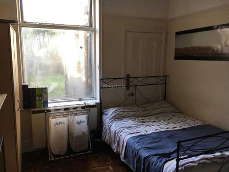 6 bedroom terraced house to rent - Photo 5