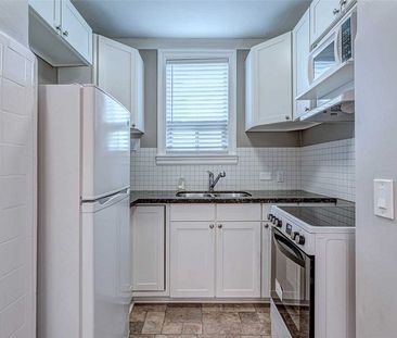 For Lease - 1232 Davenport Road Unit# Main, Toronto, Ontario - Photo 2