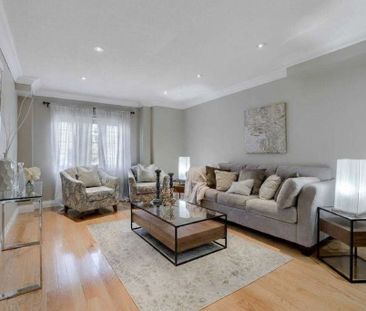 For Lease - 741 Maxman Street, Mississauga, Ontario - Photo 2