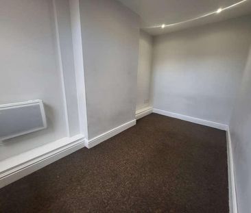 Chorlton, Manchester, Manchester, M21 - Photo 2