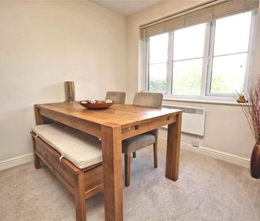 Metro Apartments, Woking - 2 bedrooms Property for lettings - Seymours - Photo 2