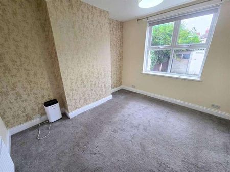 Ayresome Green Lane, Middlesbrough, TS5 - Photo 3