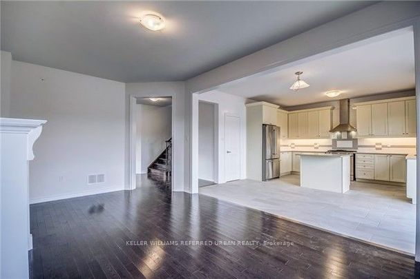 Detached Home For Lease | X8132246 - Photo 1