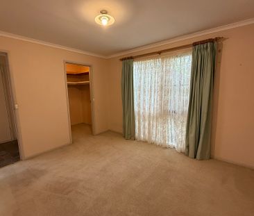 68 Fleetwood Drive, Narre Warren VIC - Photo 5