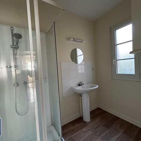 Location Appartement 1 pièce 25m² CHATEAUROUX 36000 - Photo 4