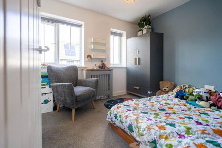 2 bedroom semi-detached house to rent - Photo 2