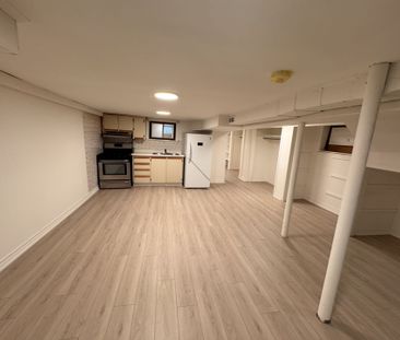 For Lease - 628 Manning Avenue, Toronto, Ontario - Photo 3