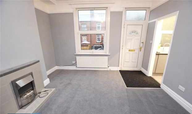 Parkfield Row, LS11 7LT - Photo 1