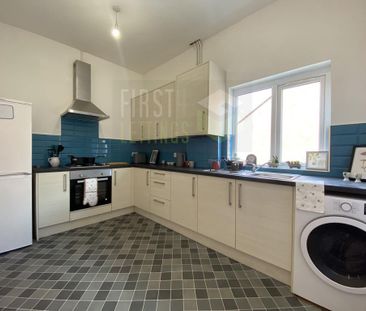 2 bedroom flat to rent - Photo 4