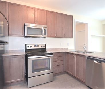 For Lease - 1520 Haws Crescent, Milton, Ontario - Photo 2