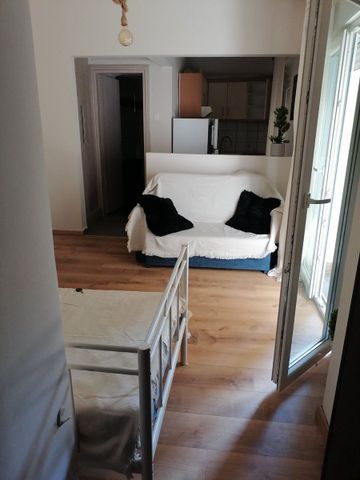 Studio/Γκαρσονιέρα για ενοικίαση Έξι Δρόμοι (Λάρισα) - Photo 4