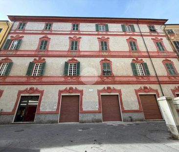 Quadrilocale piazza Sant'agostino 59, Centro Storico, La Spezia - Photo 4