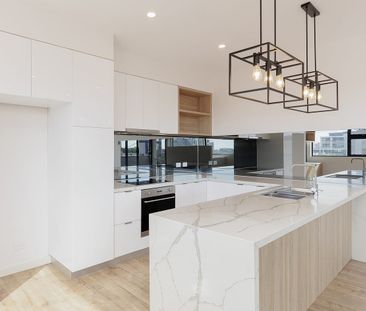 Sun-Drenched Fitzroy Living with Stunning Views - Photo 6