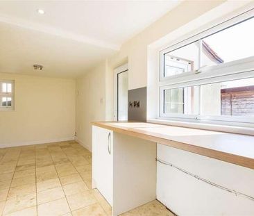 Church Road, Oldbury-on-severn, BS35 - Photo 6