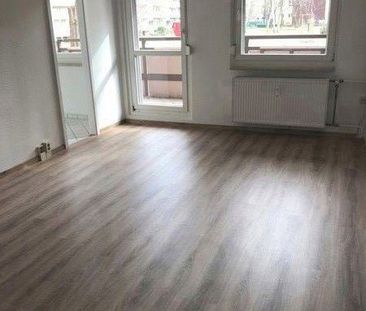 3-Zimmer-Wohnung im Grünen mit Aufzug! - Foto 3