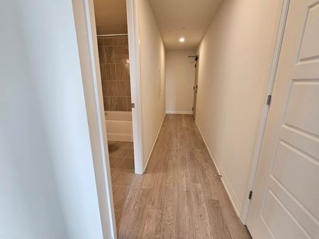 For Lease - 1415 Dundas Street East N/A Unit# 418, Oakville, Ontario - Photo 4