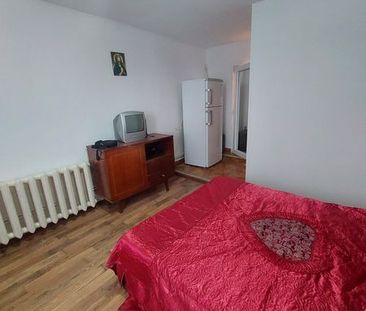 Vind camera de camin,transformata in Garsoniera. - Photo 2