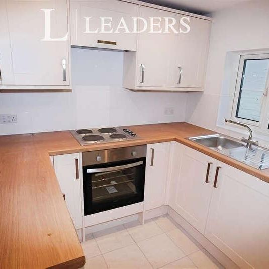 Grove Place, Bishops Stortford, CM23 - Photo 1