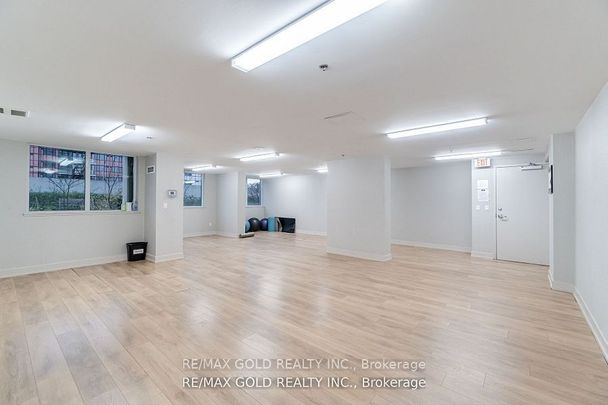 For Lease - 1410 Dupont Street Unit# 325, Toronto, Ontario - Photo 1