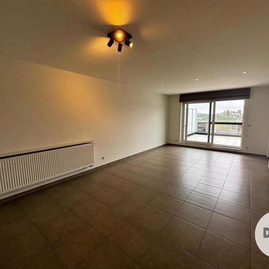 Appartement te huur - Photo 1