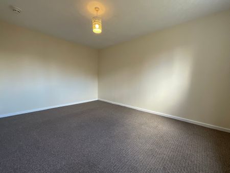 32 Cavehill Road, Belfast, BT15 5BE - Photo 3